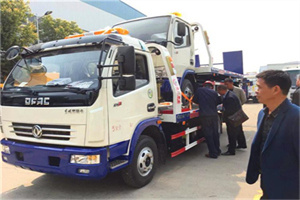 古塔区汽车道路救援拖车价格